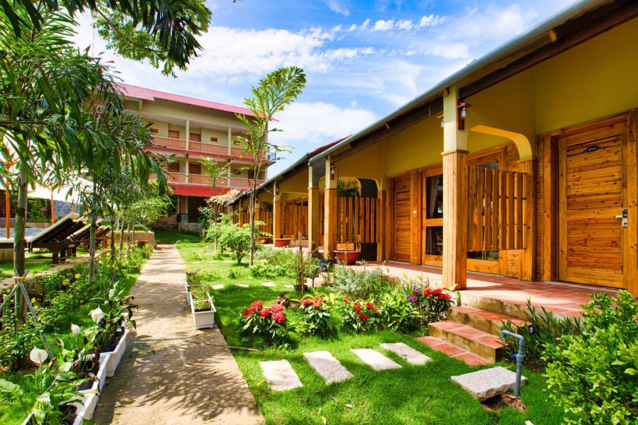 Azura Resort Phú Quốc Eksteriør billede